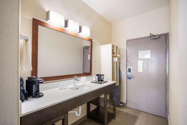 Comfort Inn image 23